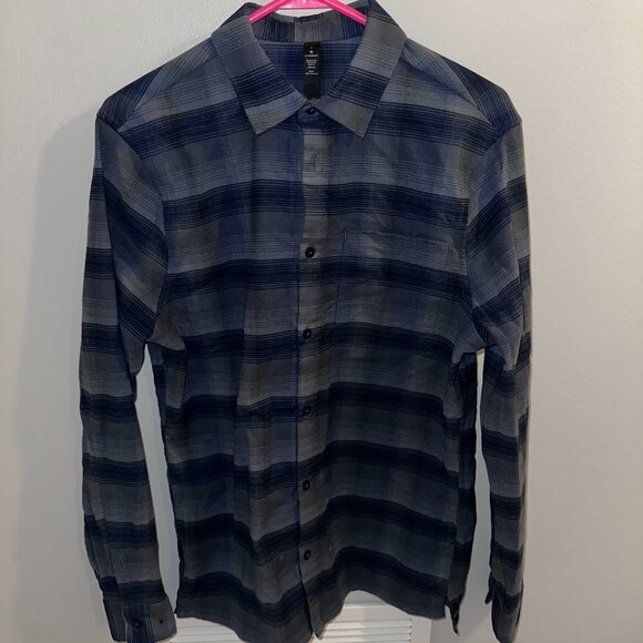 Lululemon Men's Commission Long-Sleeve Shirt Blue with Blue Stripe - Size Small - Picture 1 of 4